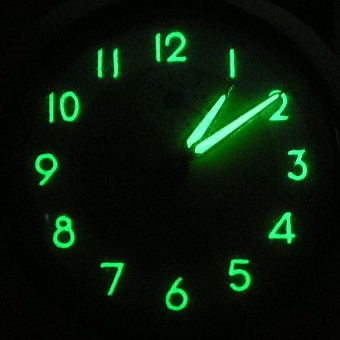 Radium clock dial